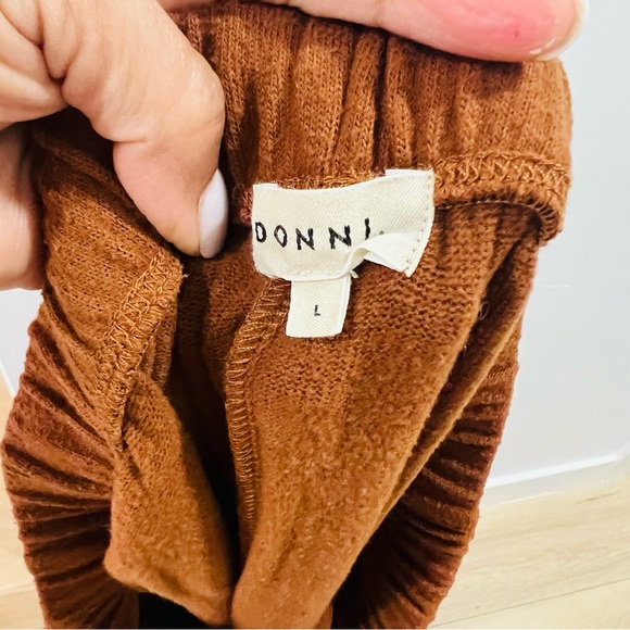 DONNI. Rust Ribbed Tank Top - Picture 5 of 8